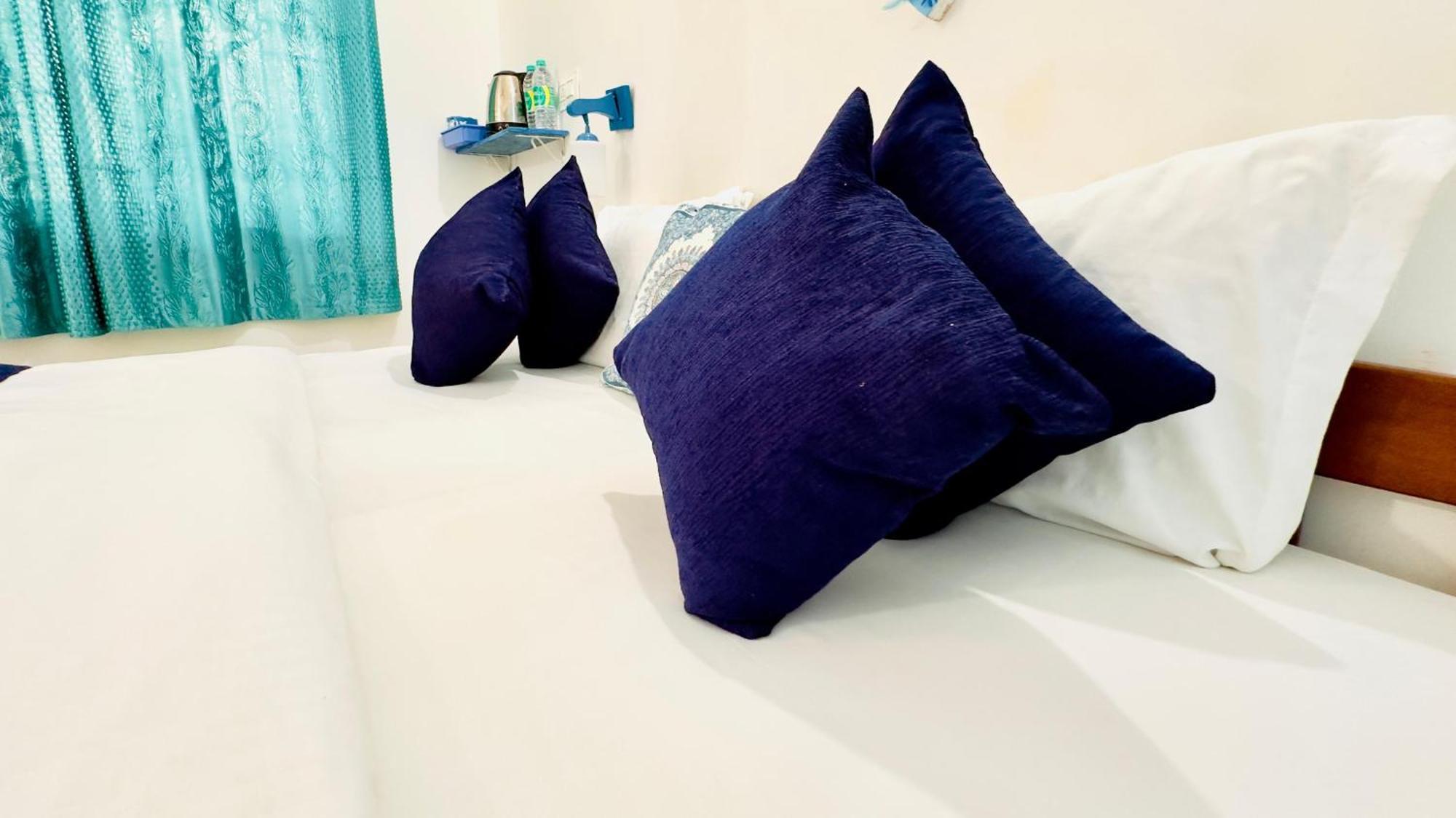 Omkar Wellness Inn 아람볼 외부 사진